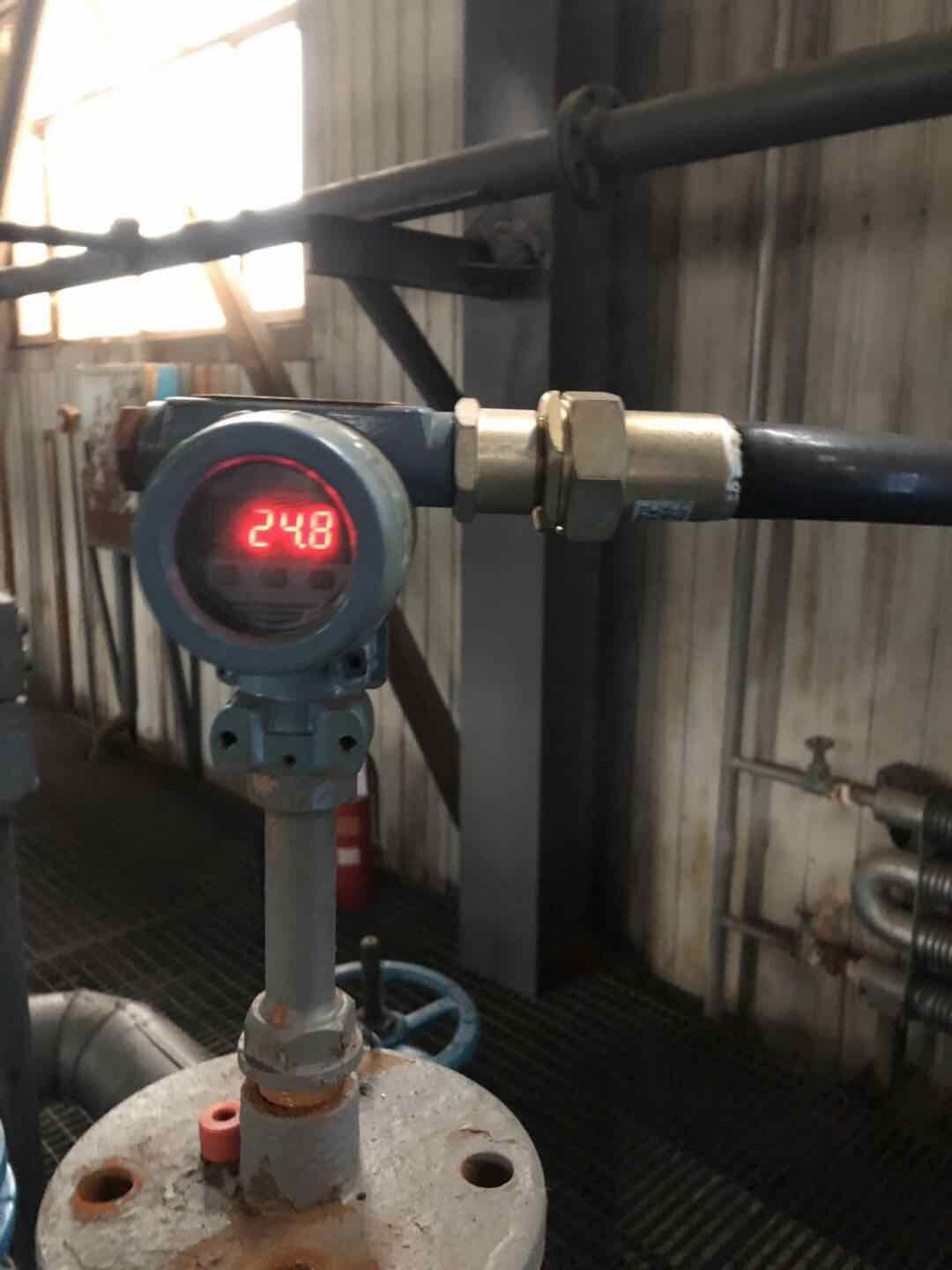 化工廠(chǎng)溫度一體化變送器